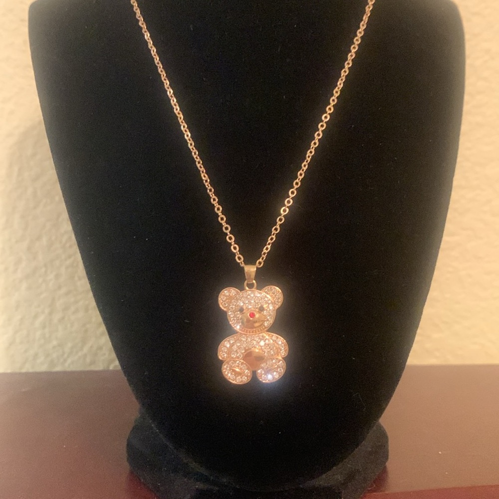 Gold tone rhinestone teddy bear pendant - Picture 2 of 3
